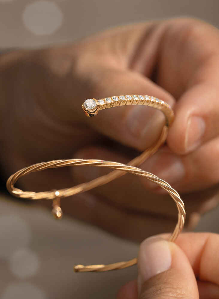 Wellendorff EMBRACE ME. Power of diamonds bracelet Wellendorff EMBRACE ME. Power of diamonds bracelet