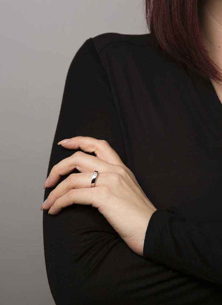Brogle tension ring Emma Brogle tension ring Emma