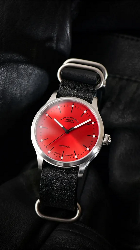 Mühle Glashütte Panova Red 40mm