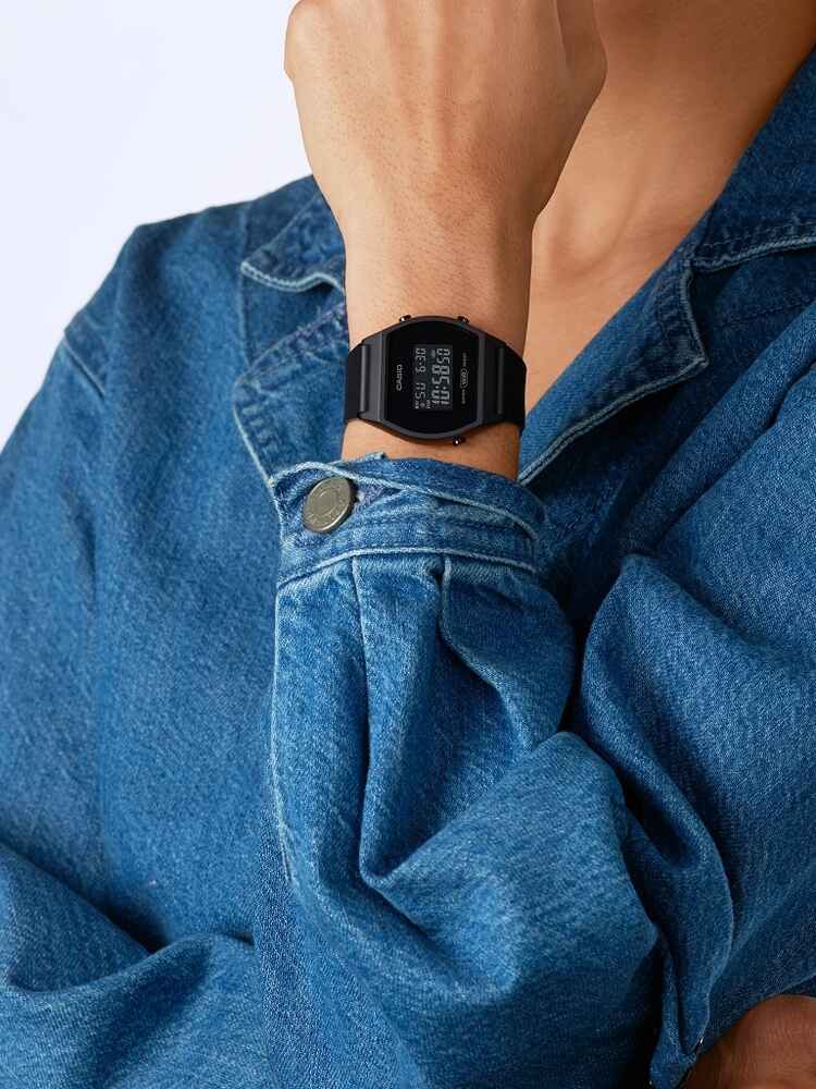 LW 204 1BEF OR02 wristshot web a1321242107db15ae