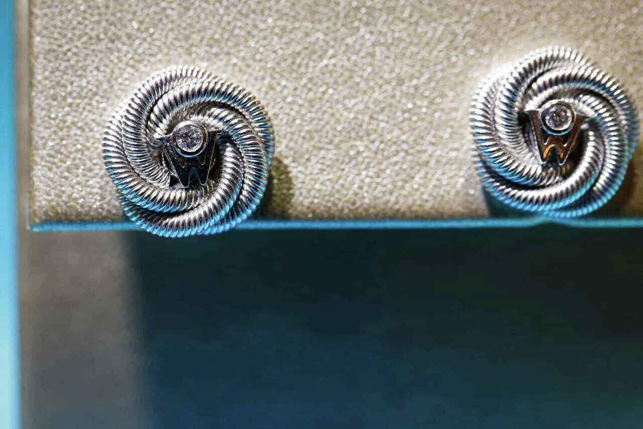 Wellendorff Seidenknoten Ohrstecker