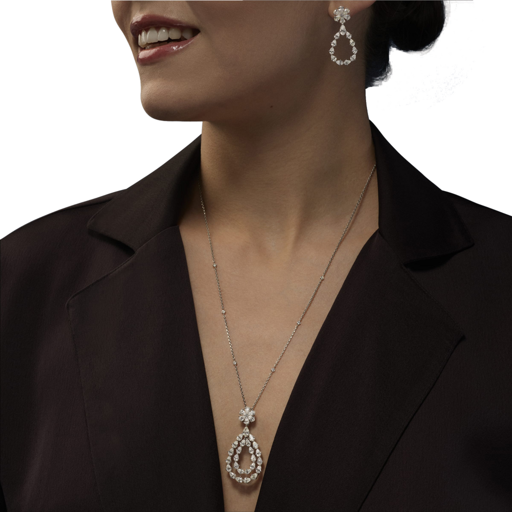 Chopard L'Heure du Diamant Drop Necklace with Pendant