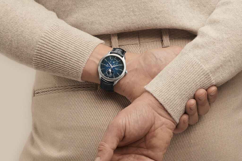 Baume & Mercier Clifton Baumatic 42mm Baume & Mercier Clifton Baumatic 42mm