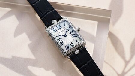 16 9 frederique constant art deco carree