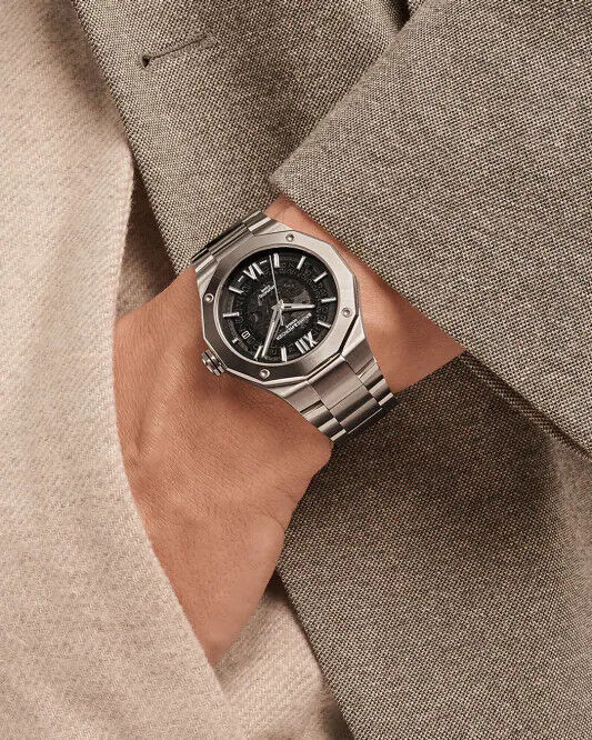 Baume & Mercier Riviera Baumatic Automatic 42mm Baume & Mercier Riviera Baumatic Automatic 42mm