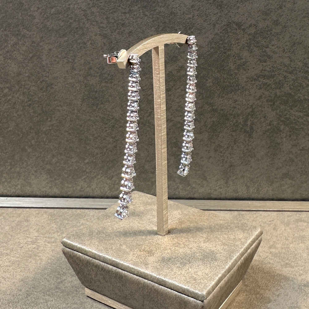 Brogle Selection diamond earrings Brogle Selection diamond earrings