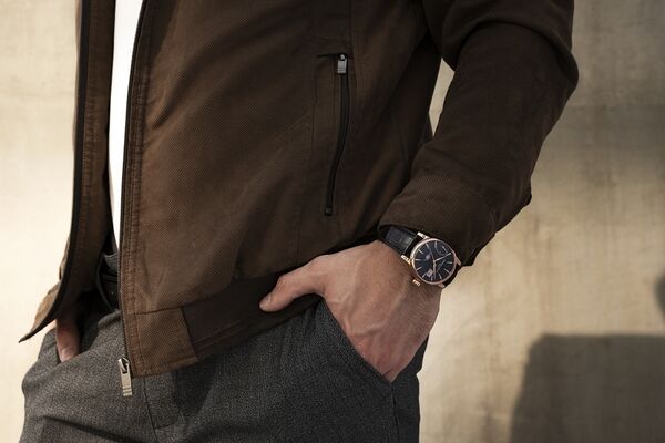 2023 Frederique Constant Classic Power Reserve Big Date Manufacture FC 735G3H9 PhotoRenaud Castillo 4 x65000b5f5e56c905