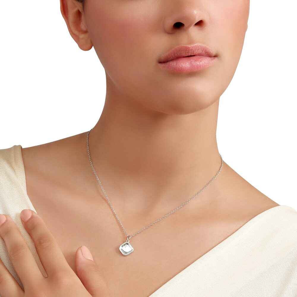Dodo Essentials seal pendant