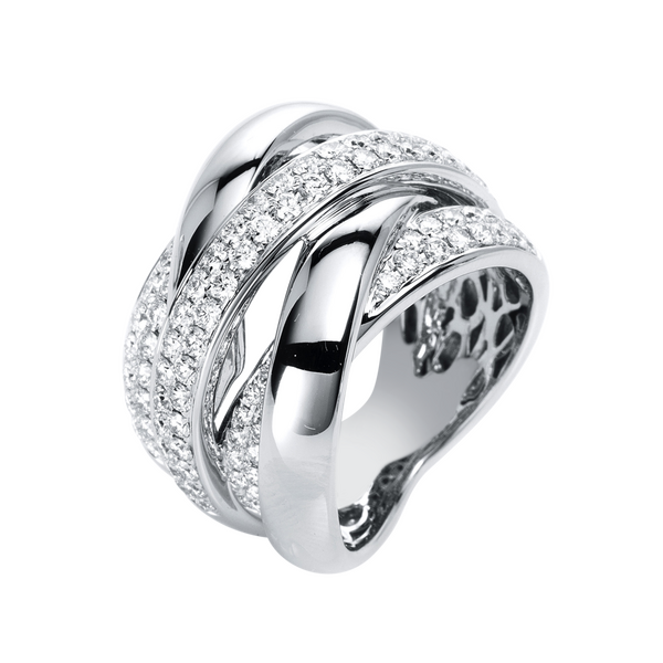 Brogle Selection Statement diamond ring