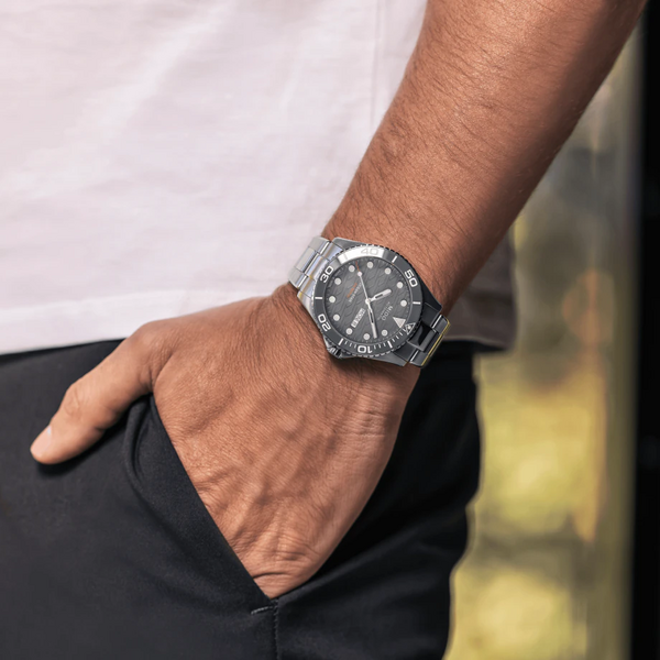 202584 M0424301108100 6 wrist 2 n64b03b7a78e5000f