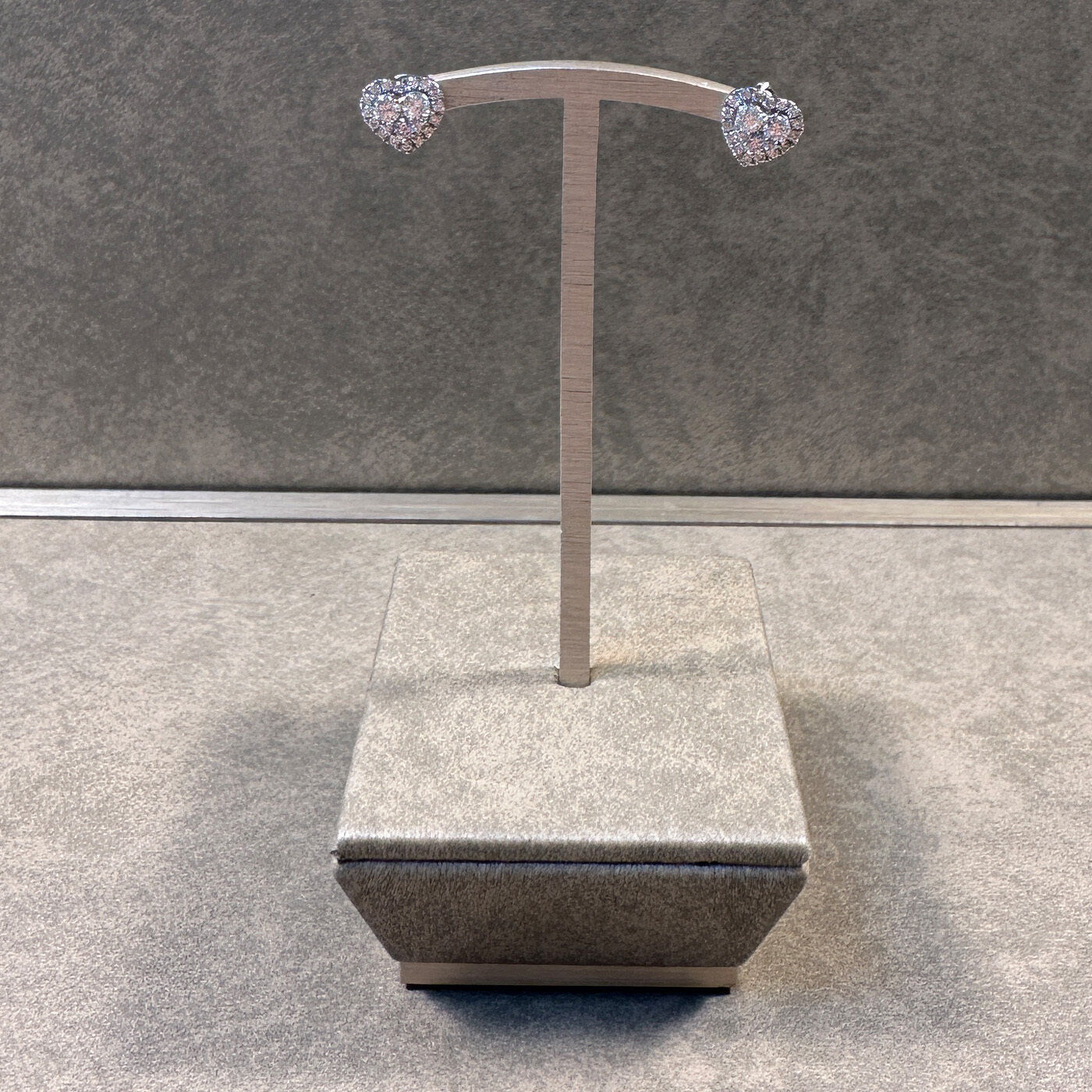 Brogle Classic diamond stud earrings Brogle Classic diamond stud earrings