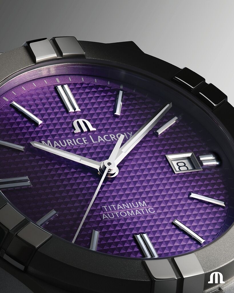 Aikon Automatic Date 42mm Aikon Automatic Date 42mm