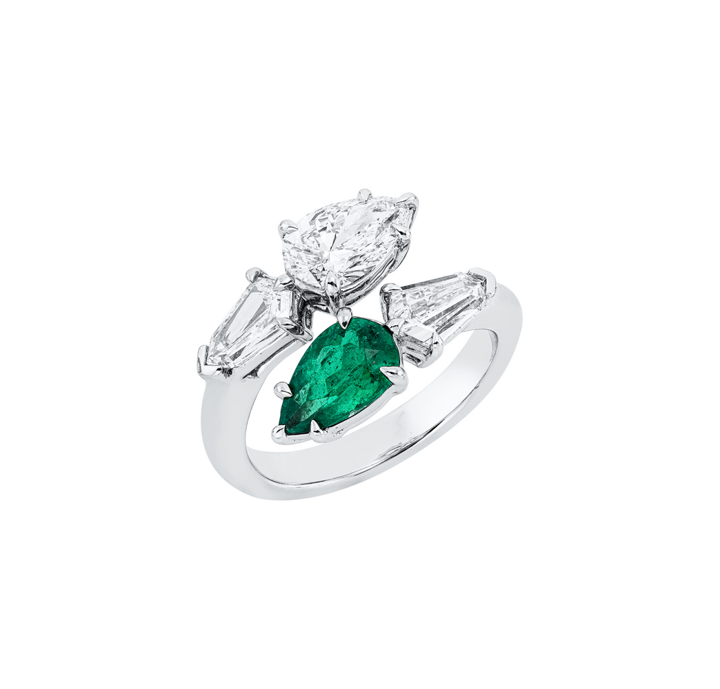 Brogle Selection emerald ring Brogle Selection emerald ring