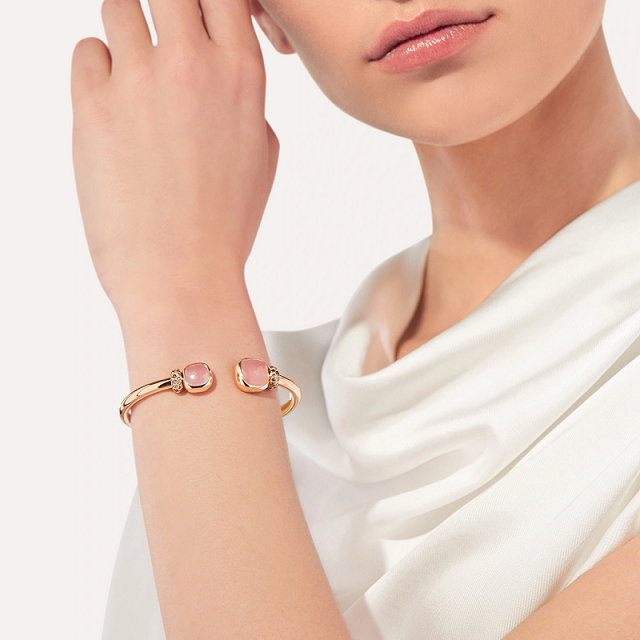 Pomellato Nudo Classic & Petit mit Rosenquarz und Chalcedon Armspange