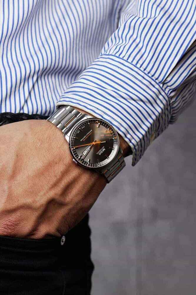 Mido Commander II Chronometer