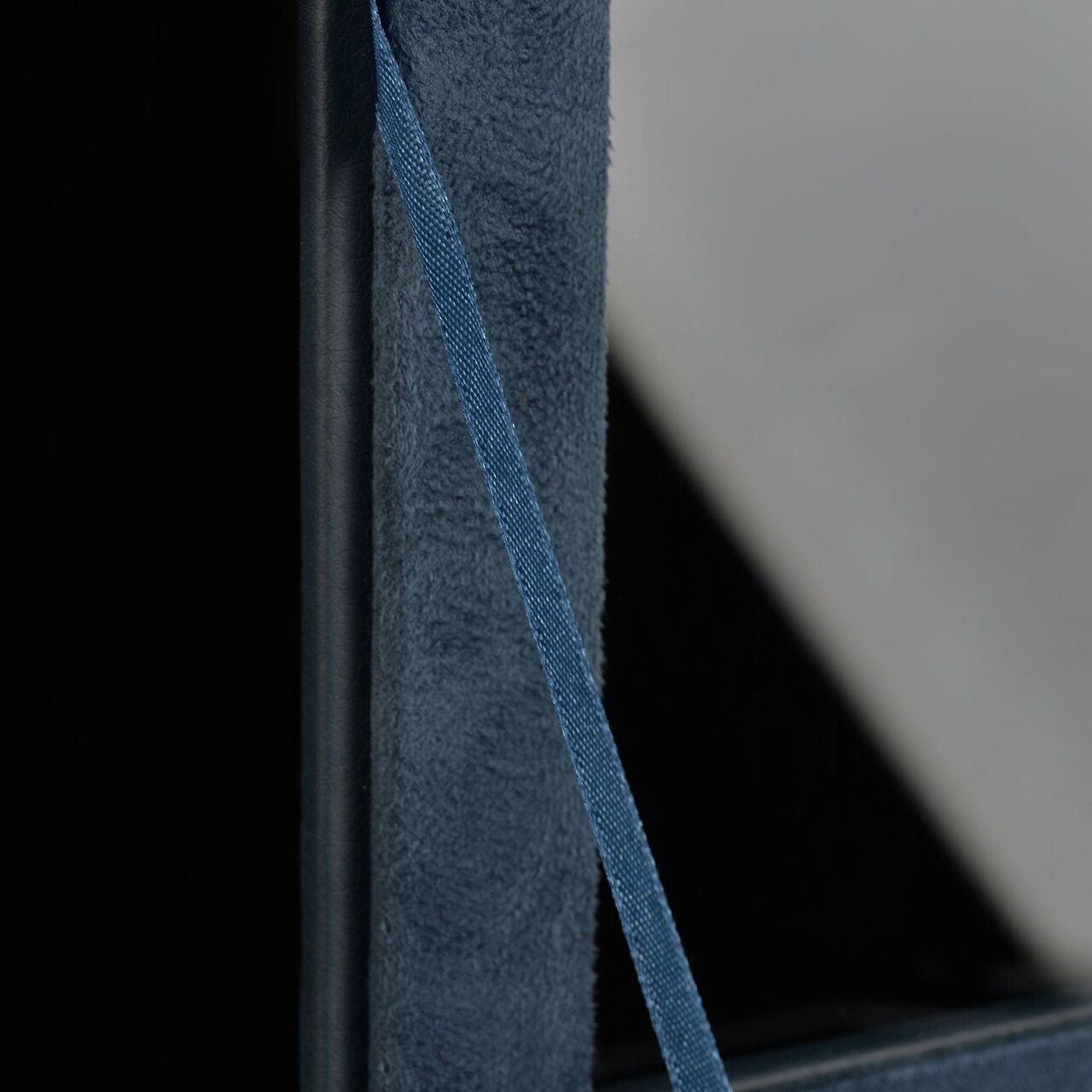 Heisse & Söhne Stapelbares Schmuckkästchen Mirage XL - Oberteil: Uhrenbox für 12 Uhren Heisse & Söhne Stapelbares Schmuckkästchen Mirage XL - Oberteil: Uhrenbox für 12 Uhren