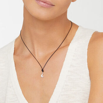 176283 DMB9032 MOONS DB0OB 100 Dodo precious moon charm white diamonds 18k white gold b64b0288b917f018e