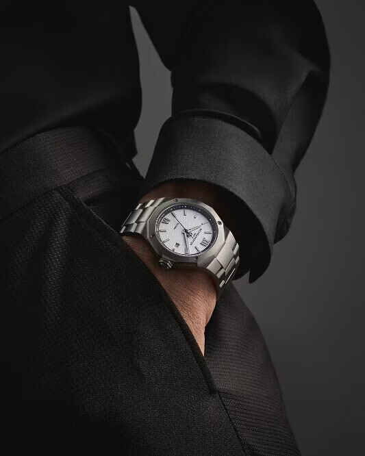 Baume & Mercier Riviera 42mm Baume & Mercier Riviera 42mm