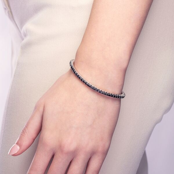 5D665W M a150f143d358cbc6a