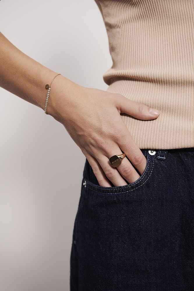 SJ B42032 CZ SG 2 a8f357228674d8db1