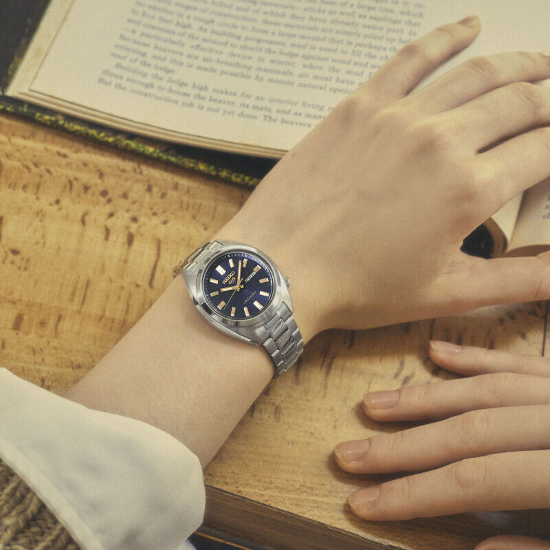 Seiko 5 Sports 32mm Seiko 5 Sports 32mm