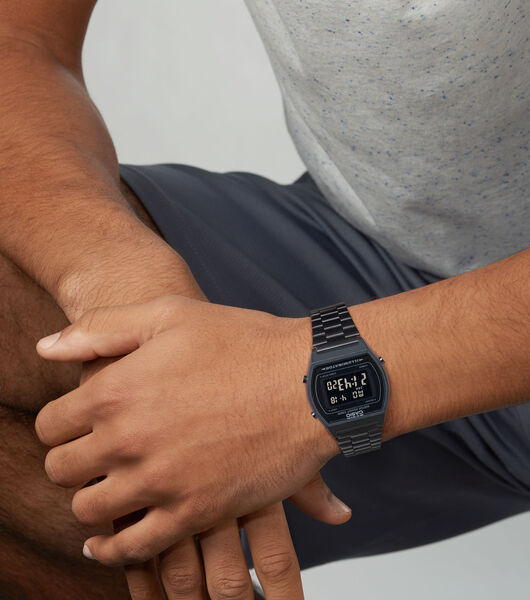 B640WB 1BEF OR02 wristshot web a899f9b827a1aecec