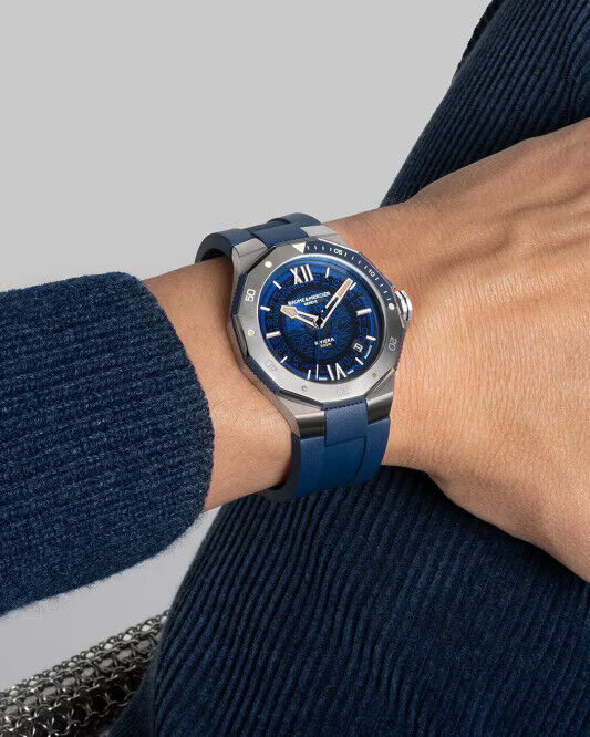 Baume & Mercier Riviera Baumatic Azur 42mm Baume & Mercier Riviera Baumatic Azur 42mm