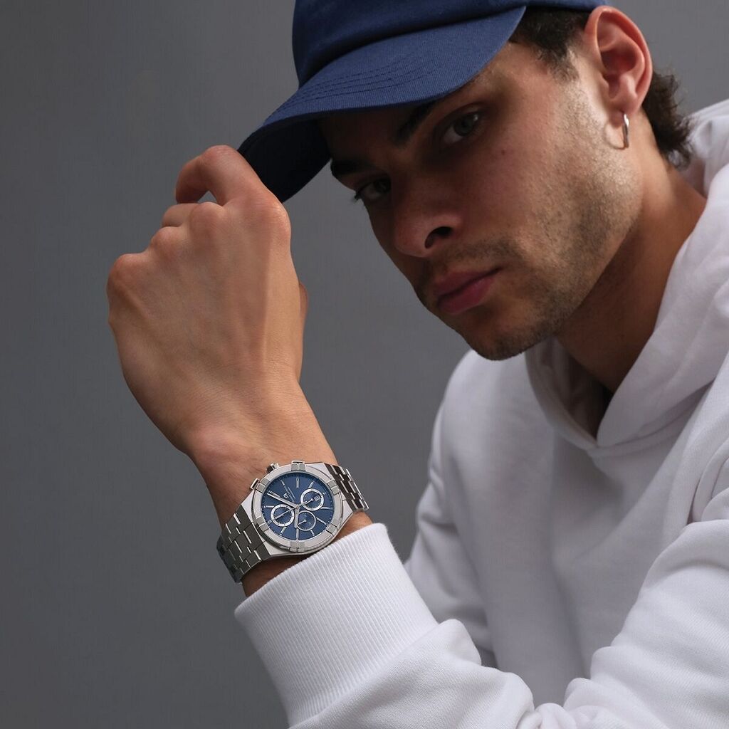Aikon Quartz Chronograph 42mm