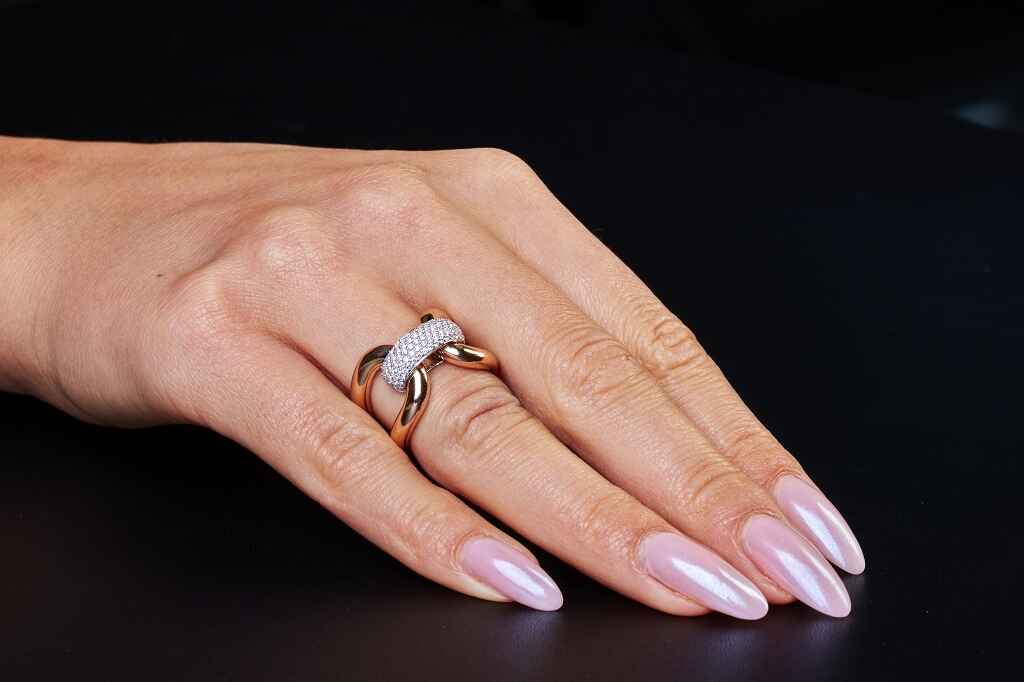 Brogle Selection Bicolor diamond ring