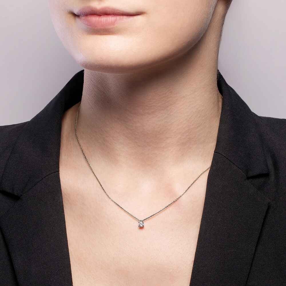 4E915W M aded62e141aa6b7ad