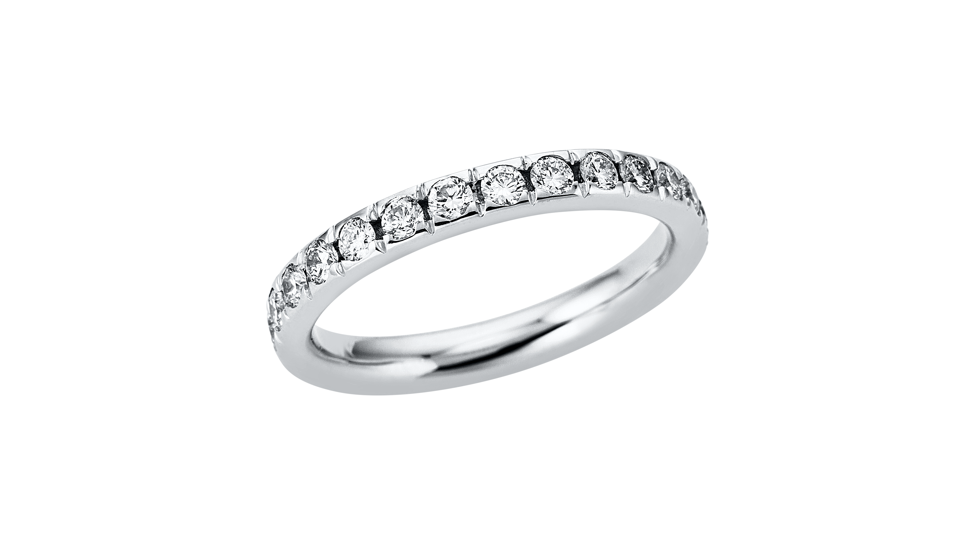 Brogle Classic eternity ring