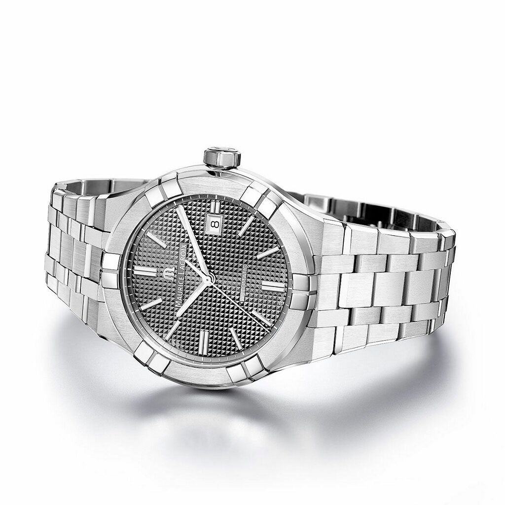 Aikon Automatic Date 42mm Aikon Automatic Date 42mm