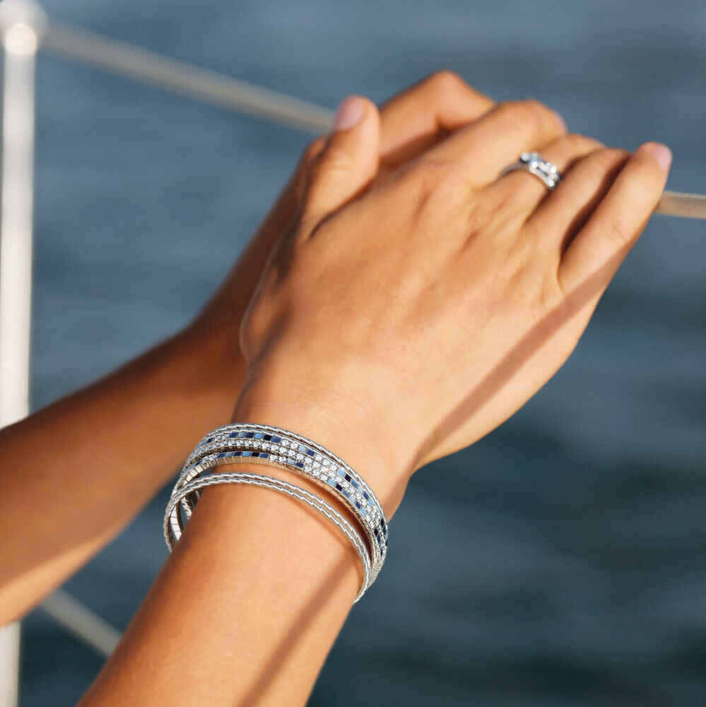 Wellendorff EMBRACE ME. Precious ocean bracelet