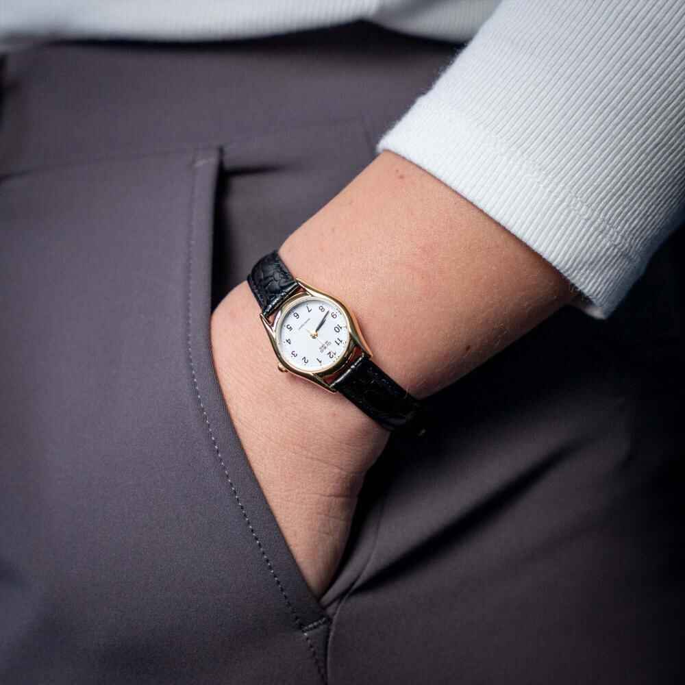 CASIO TIMELESS Quarz 23mm
