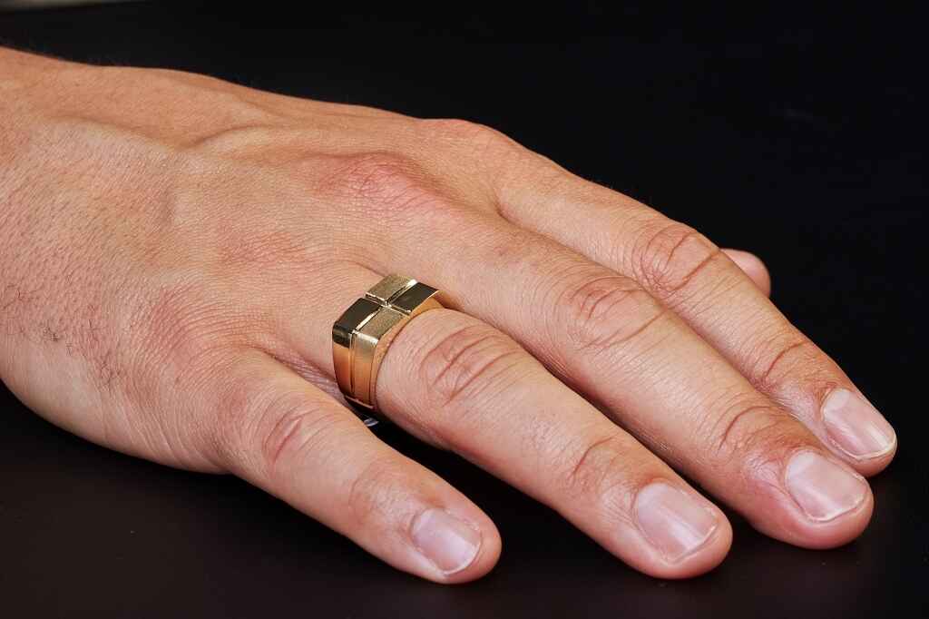 Brogle Classic gold ring