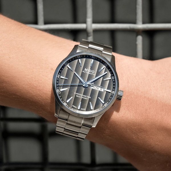 202550 M0384311106100 6 wrist 2 v64b03b5eb55e5006