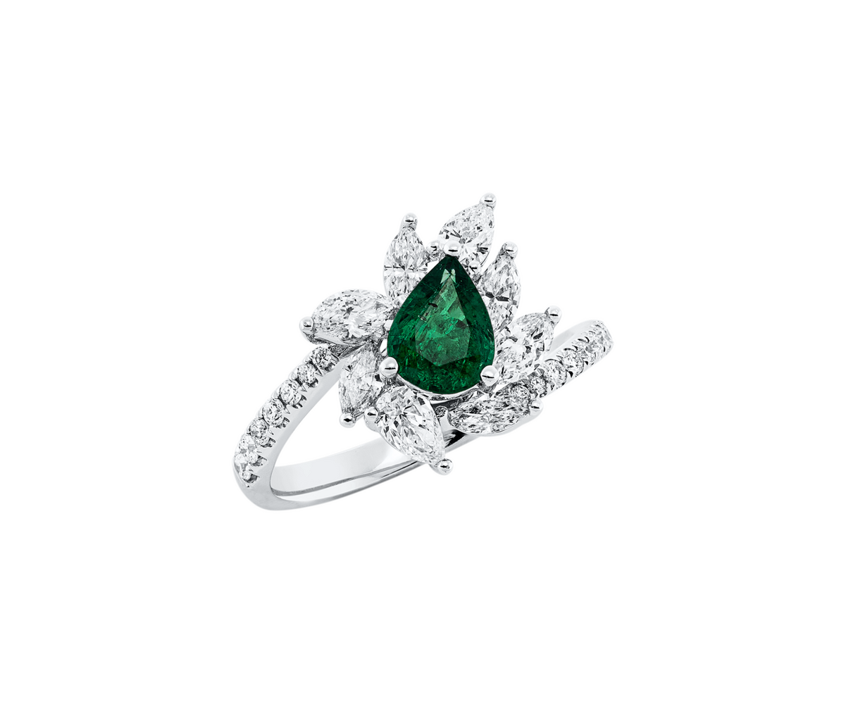 Brogle Selection emerald ring Brogle Selection emerald ring