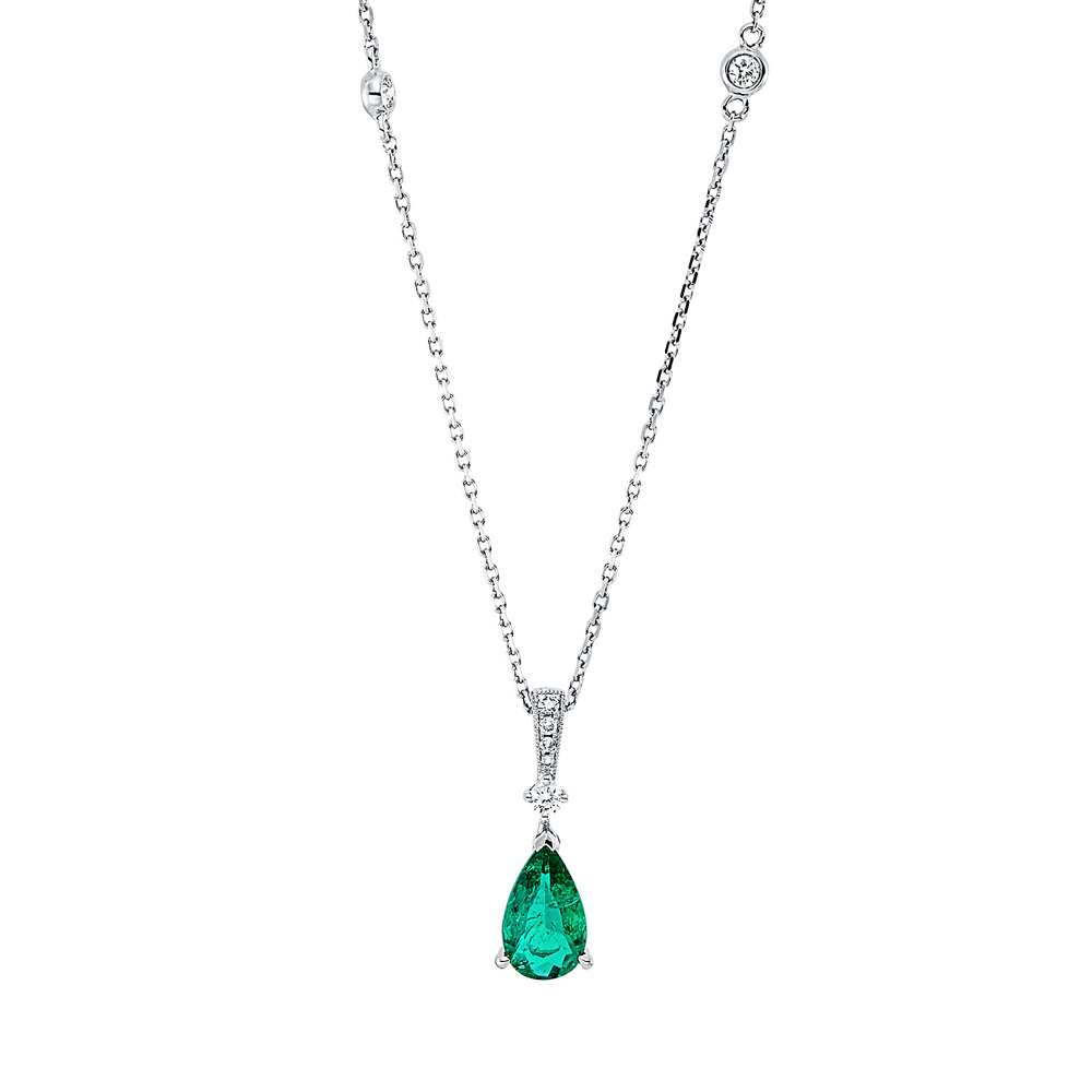 Brogle Selection necklace with emerald pendant Brogle Selection necklace with emerald pendant