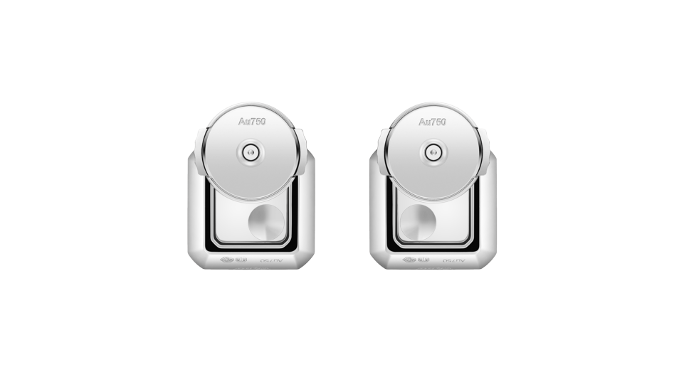 Chopard Happy Diamonds Icons stud earrings