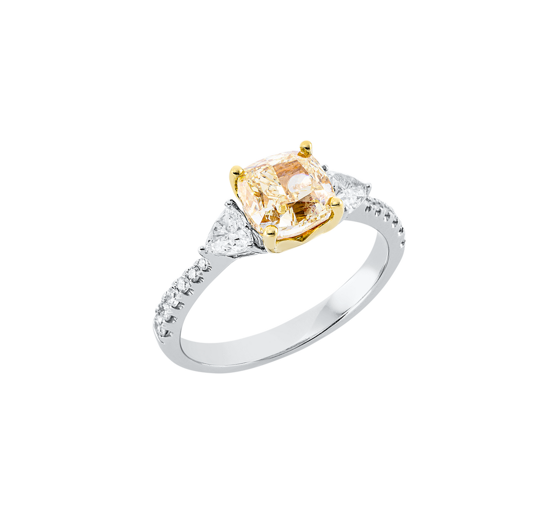 Brogle Selection Bicolor diamond ring Brogle Selection Bicolor diamond ring