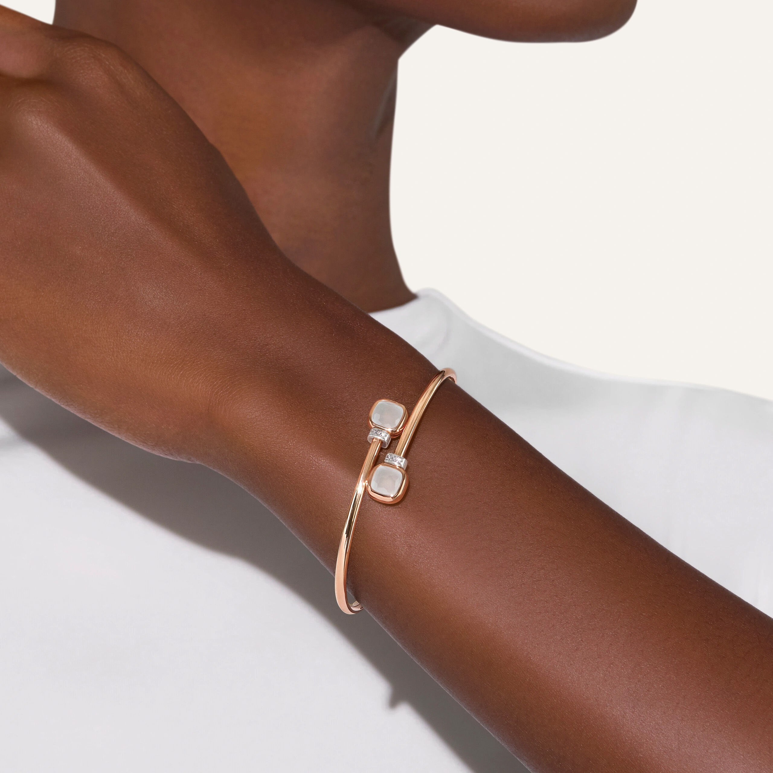 Pomellato Nudo Mini Milchquarz Armreif Pomellato Nudo Mini Milchquarz Armreif