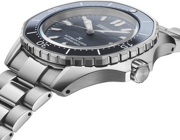  0004 300dpi SPB483J1 Beautyshot16x9 a39dbd28a69cede00