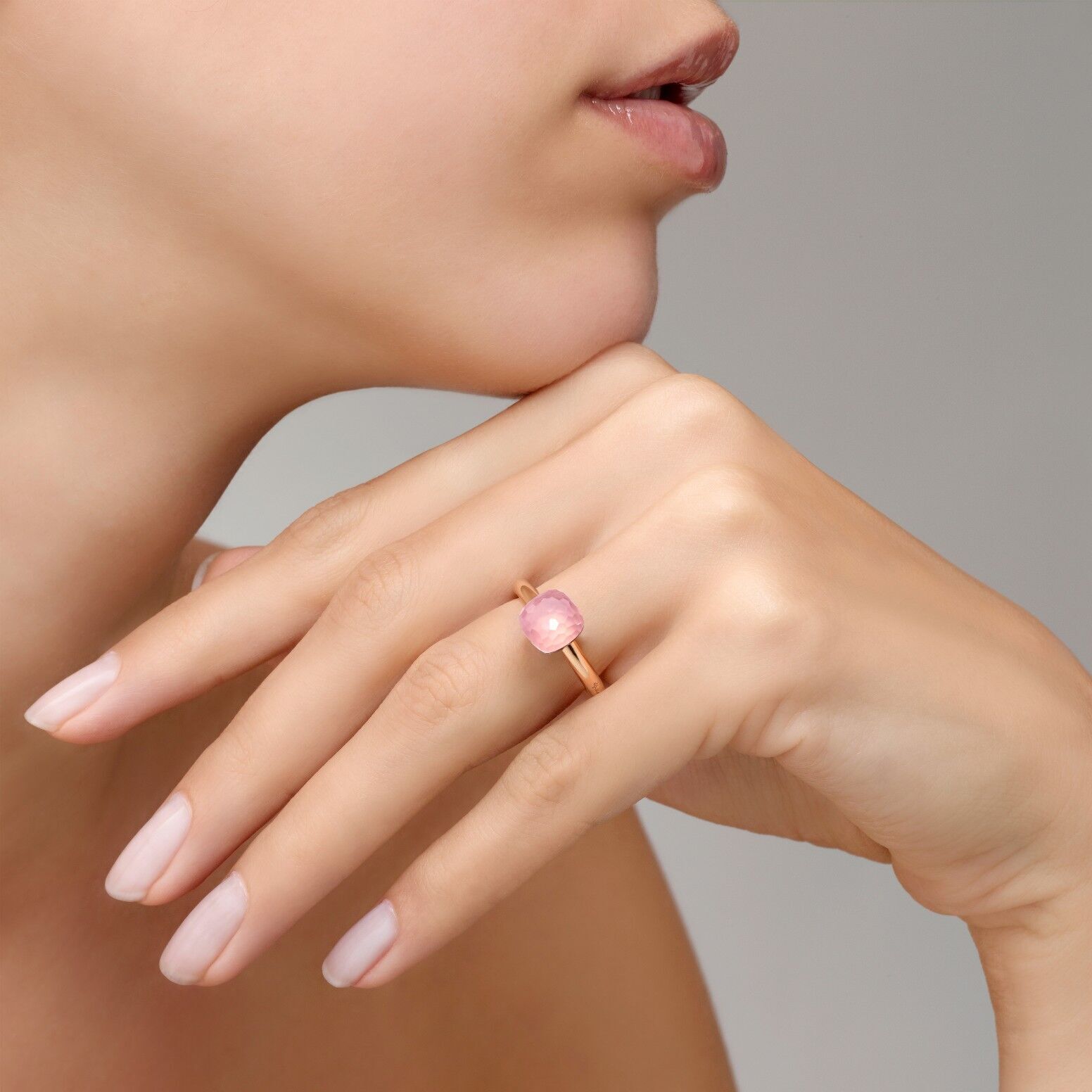 Pomellato Nudo Petit Rose Quartz Ring Pomellato Nudo Petit Rose Quartz Ring