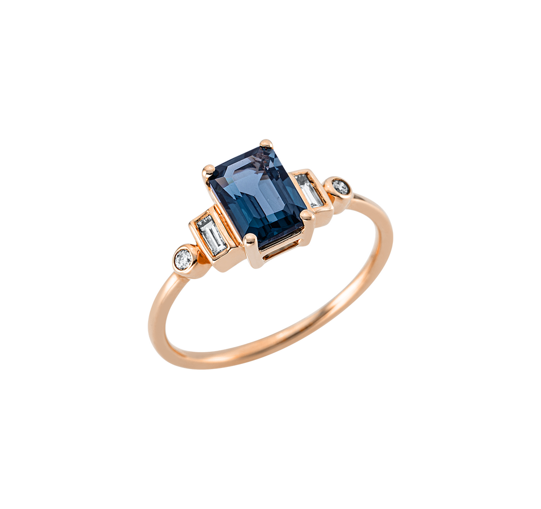 Brogle Classic colored stone ring