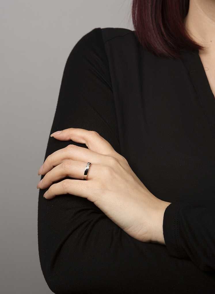 Brogle tension ring Emma Brogle tension ring Emma