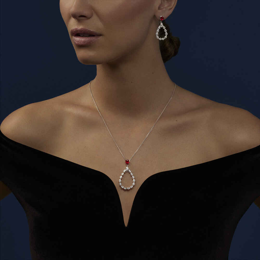 Chopard L'Heure du Diamant Marquise Necklace with Pendant