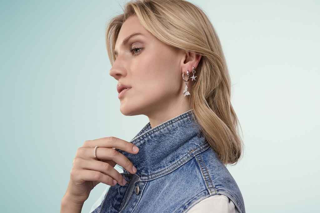 SJ CH2383 CZ 2 a04c6d12061ed9557