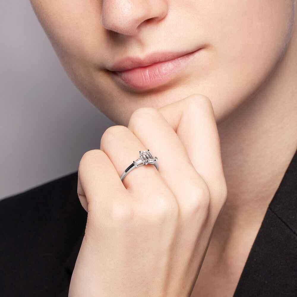 1GB57W M aca6aafb9cf5ddb5d