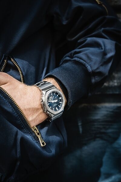 GM 2110D 2BER OR02 wristshot web ab0dafe189d247f7b