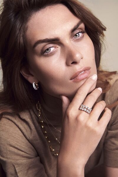 SJ R42128 CZ SG 3 af57ea13642c65376